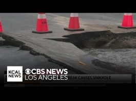 Water main break causes sinkhole in Glendale